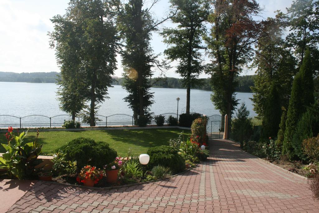 Eva Hotel Mragowo Exterior photo